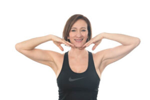 Arcjóga gyakorlat toka csökkentésére és nyak feszesítésére